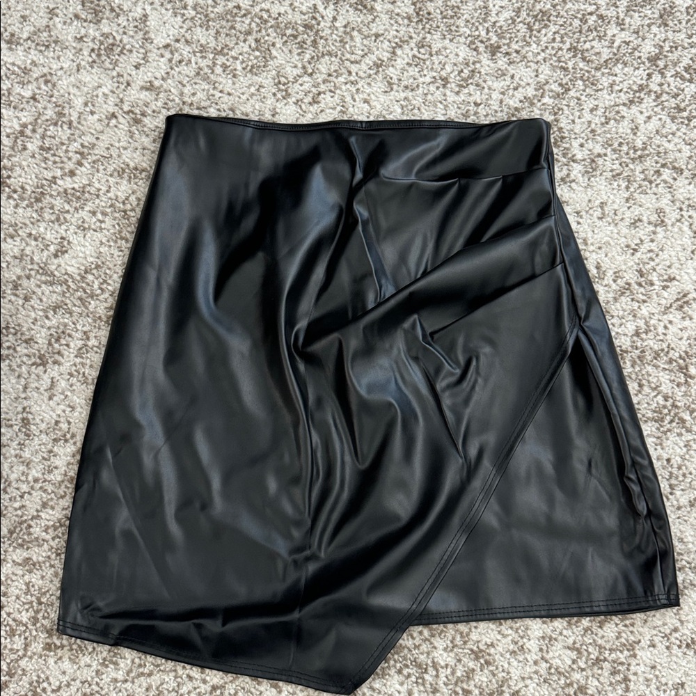Windsor Black Mini Skirt